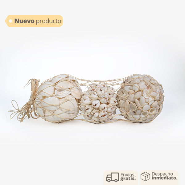 Set de esferas decorativas en porcelana con diseño de conchas marinas