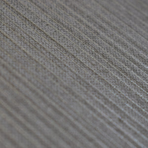 ¡Ideal para espacios confortables para su hogar!, la colección de Papel Colgadura Amarti expresa sobriedad, elegancia y calma, mediante la texturización del papel mezclado con sus diseños minimalistas inspirados en figuras geométricas y gama de colores tierra cálidos.