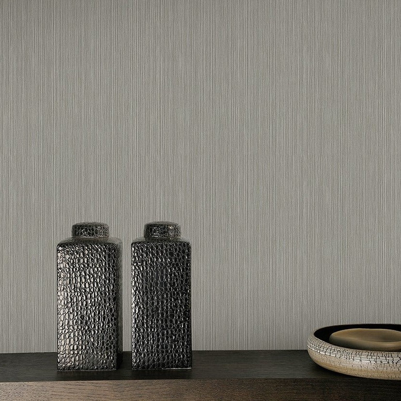 ¡Ideal para espacios confortables para su hogar!, la colección de Papel Colgadura Amarti expresa sobriedad, elegancia y calma, mediante la texturización del papel mezclado con sus diseños minimalistas inspirados en figuras geométricas y gama de colores tierra cálidos.