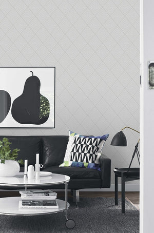 ¡Ideal para espacios confortables para su hogar!, la colección de Papel Colgadura Amarti expresa sobriedad, elegancia y calma, mediante la texturización del papel mezclado con sus diseños minimalistas inspirados en figuras geométricas y gama de colores tierra cálidos.