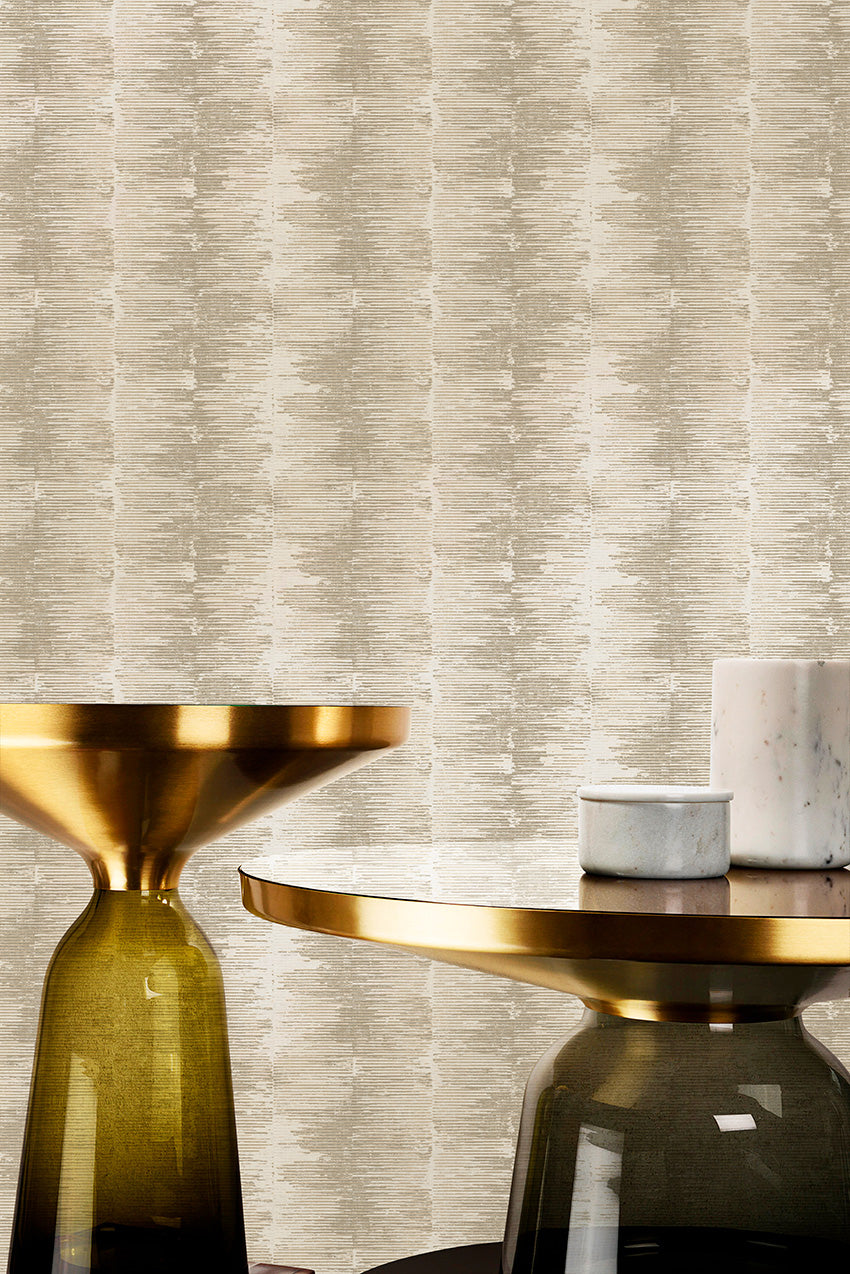 ¡Ideal para espacios confortables para su hogar!, la colección de Papel Colgadura Amarti expresa sobriedad, elegancia y calma, mediante la texturización del papel mezclado con sus diseños minimalistas inspirados en figuras geométricas y gama de colores tierra cálidos.