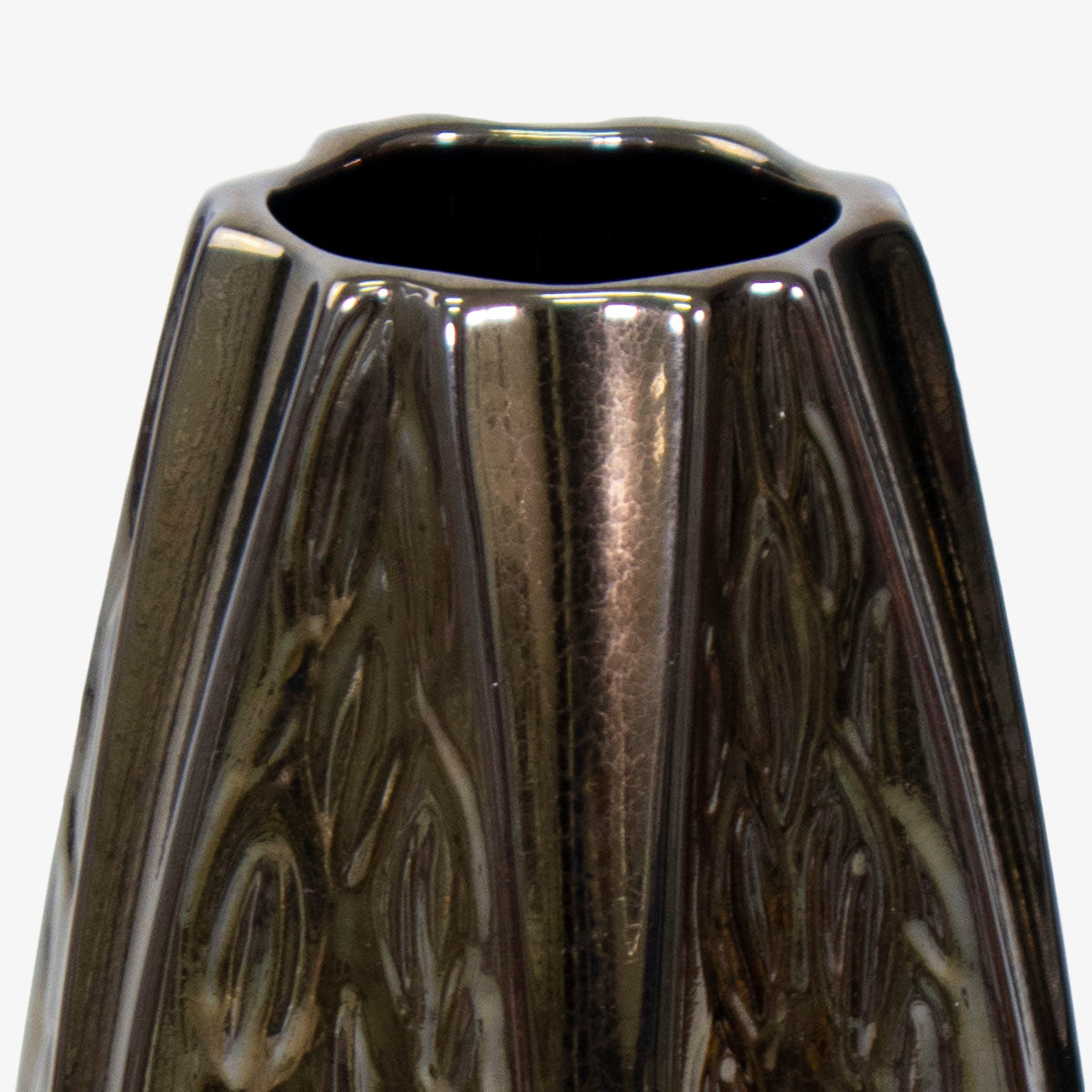 Jarrón metálico de alta calidad, color chocolate hermoso, diseño clásico elegante y moderno, perfecto para exhibir ramos de flores, arreglos florales, o la decoración que desees ideal para decorar tus espacios, como salas, comedores, cocinas, jardines, jarrón muy resistente.