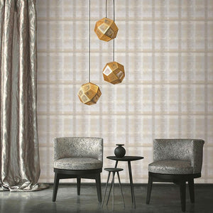 ¡Ideal para cualquier ambiente de interiores! la colección de Papel Colgadura Luxor expresa elegancia, modernidad e irreverencia; la textura del papel realza la apariencia en cada uno de sus diseños, los efectos metalizados y marmolizados generan un estado óptico diferencial.