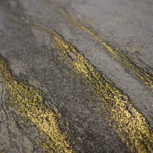 ¡Ideal para cualquier ambiente de interiores! la colección de Papel Colgadura Luxor expresa elegancia, modernidad e irreverencia; la textura del papel realza la apariencia en cada uno de sus diseños, los efectos metalizados y marmolizados generan un estado óptico diferencial.