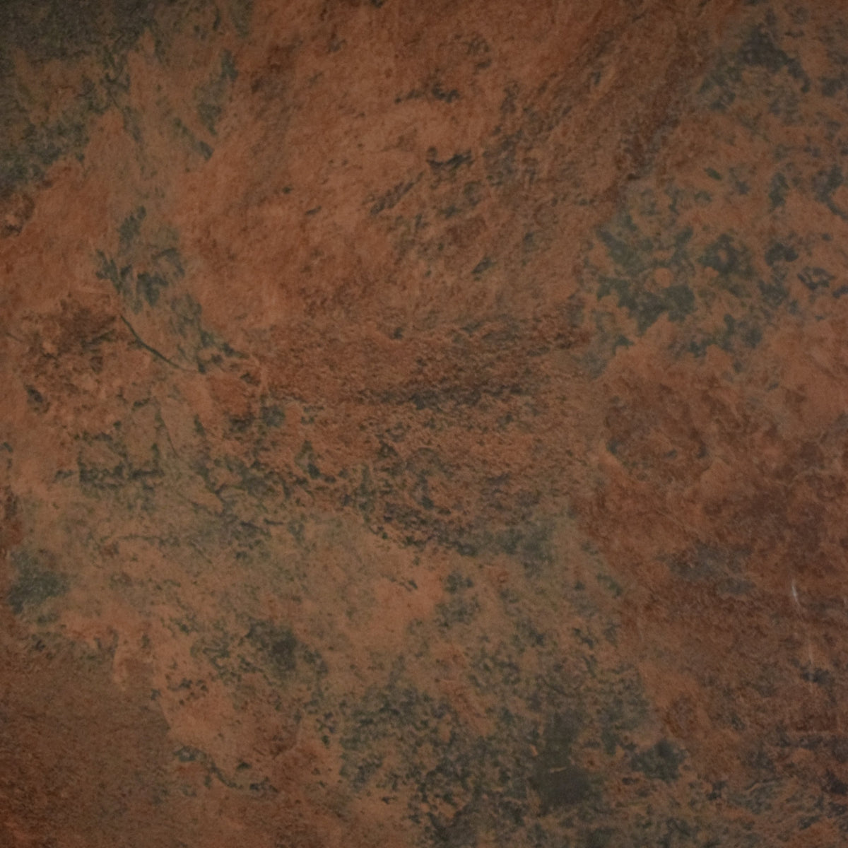 Los pisos PVC STONE de Vertihome compuestos principalmente por piedra caliza natural con cloruro de polivinilo con alta resistencia a la humedad y a temperaturas elevadas en el medio ambiente, golpes, manchas, es de tipo laminado sintético para uso comercial de tráfico intenso