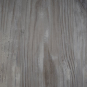 Los pisos en vinilo son una gran alternativa para los interiores. Sus materiales y acabados los hacen resistente y elegantes. Crearas un ambiente agradable con la misma calidez que sientes con la madera natural. Instalación fácil y rápida, colores, laminas, instalación gratis, salar, comedores, habitación, instalación en Bogotá, instalación en barranquilla.