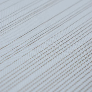 ¡Ideal para espacios confortables para su hogar!, la colección de Papel Colgadura Amarti expresa sobriedad, elegancia y calma, mediante la texturización del papel mezclado con sus diseños minimalistas inspirados en figuras geométricas y gama de colores tierra cálidos.