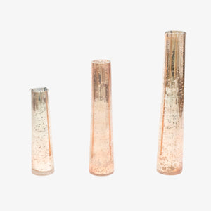 Candelabro de cristal rosado decorativo, diseño elegante ara centros de mesa y espacios modernos.
