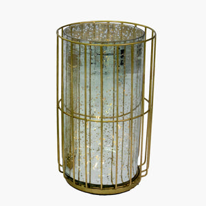 Candelabro dorado con base metálica y vidrio