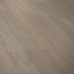 ¡Ideal para cualquier ambiente de interiores! la colección de Papel Colgadura Luxor expresa elegancia, modernidad e irreverencia; la textura del papel realza la apariencia en cada uno de sus diseños, los efectos metalizados y marmolizados generan un estado óptico diferencial.