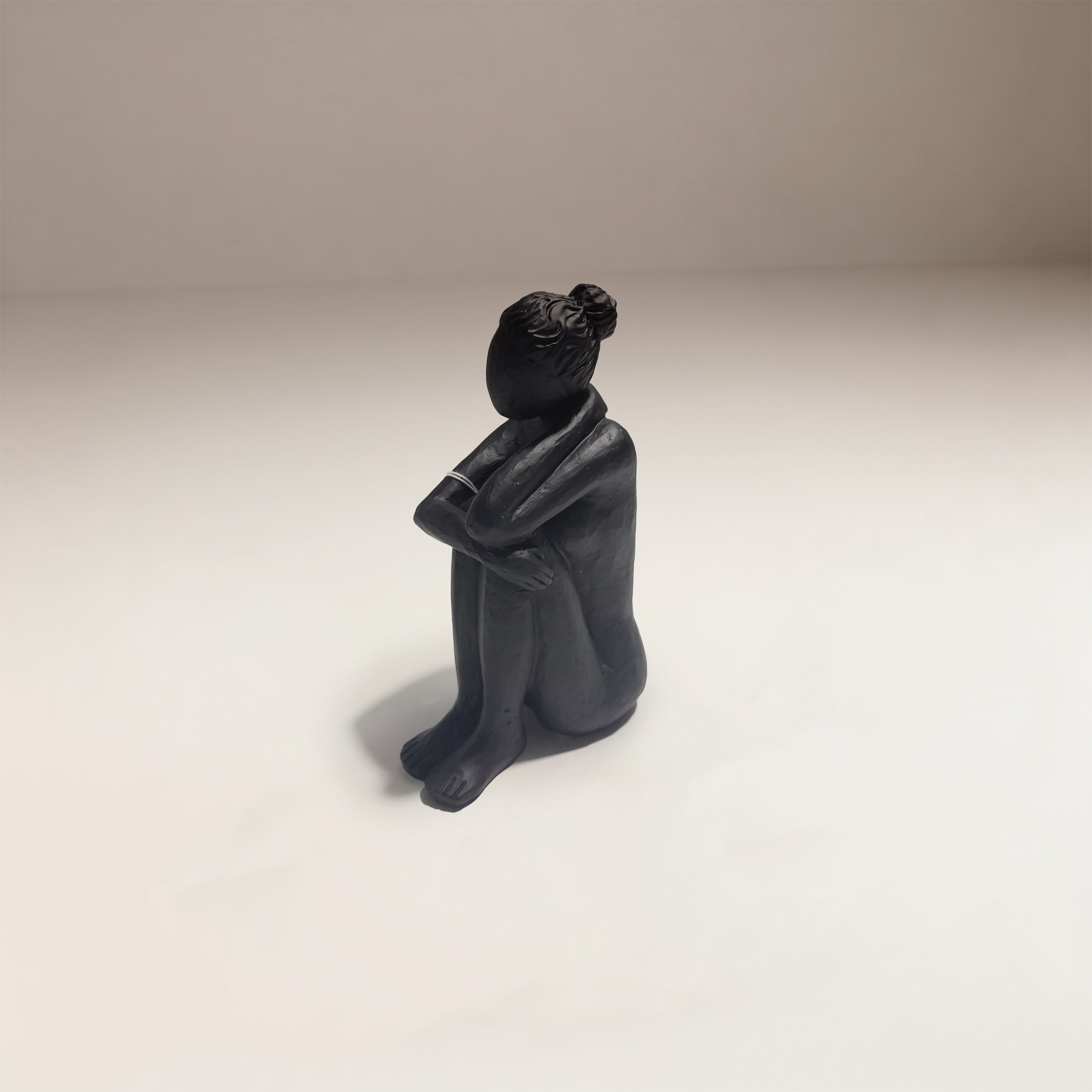 Escultura Estatua Decorativa Celine