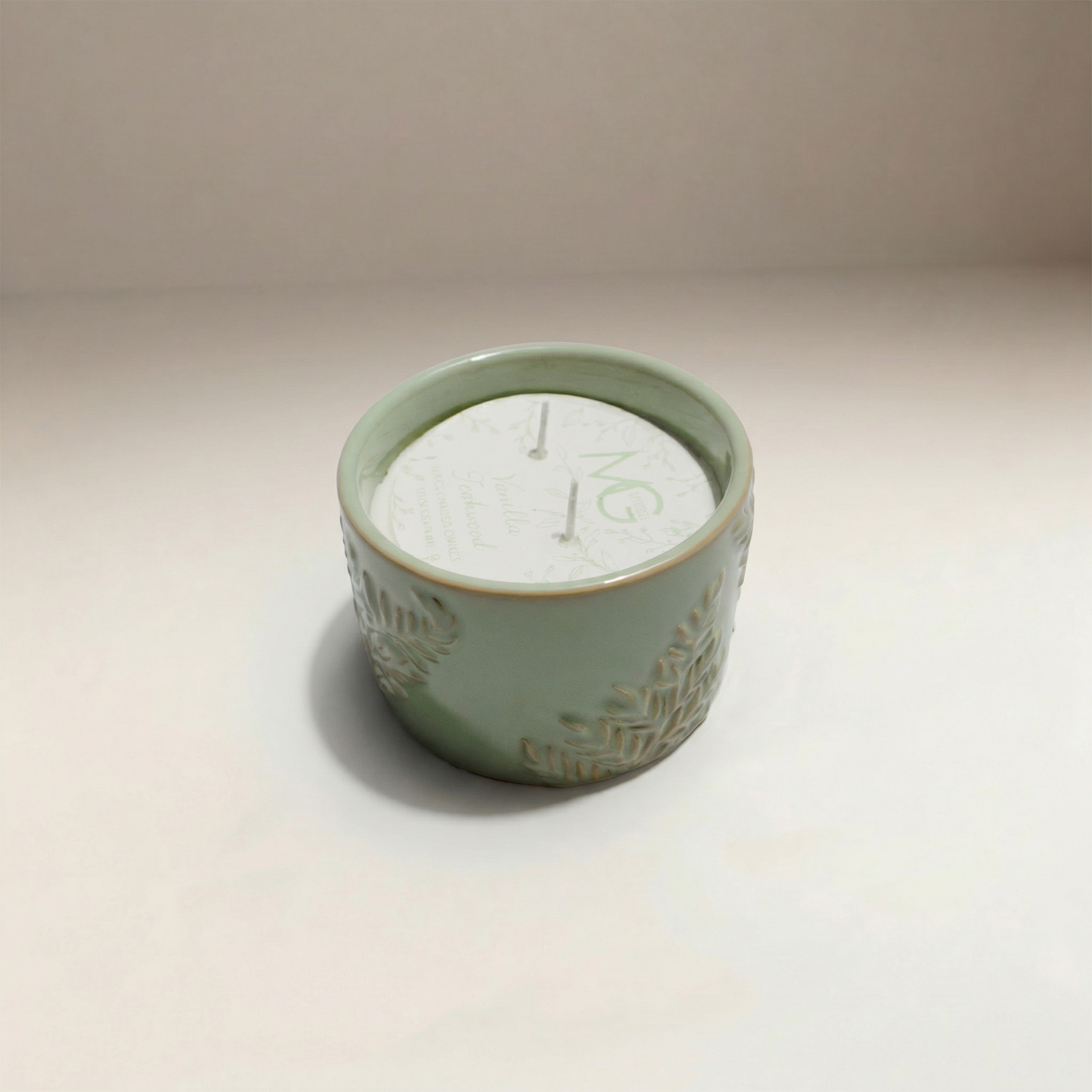 Vela leaf vase candle