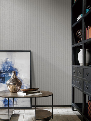 Ideal para espacios confortables para su hogar!, la colección de Papel Colgadura Amarti expresa sobriedad, elegancia y calma, mediante la texturización del papel mezclado con sus diseños minimalistas inspirados en figuras geométricas y gama de colores tierra cálidos.