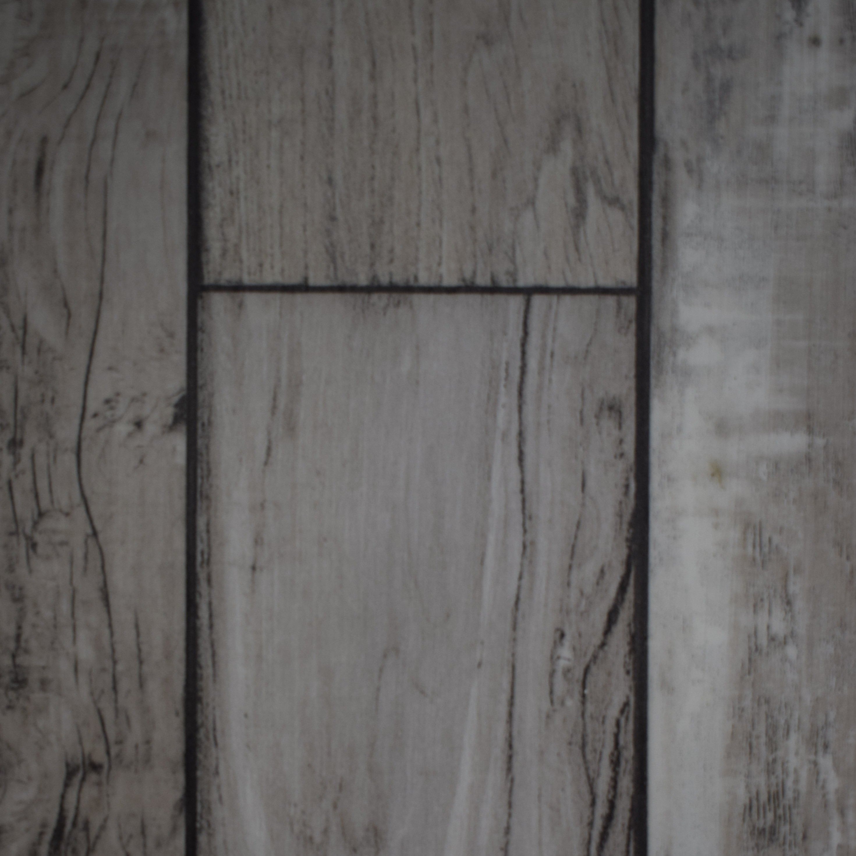 Los pisos en vinilo son una gran alternativa para los interiores. Sus materiales y acabados los hacen resistente y elegantes. Crearas un ambiente agradable con la misma calidez que sientes con la madera natural. Instalación fácil y rápida, colores, laminas, instalación gratis, salar, comedores, habitación, instalación en Bogotá, instalación en barranquilla.