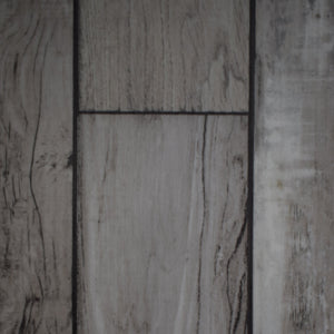 Los pisos en vinilo son una gran alternativa para los interiores. Sus materiales y acabados los hacen resistente y elegantes. Crearas un ambiente agradable con la misma calidez que sientes con la madera natural. Instalación fácil y rápida, colores, laminas, instalación gratis, salar, comedores, habitación, instalación en Bogotá, instalación en barranquilla.