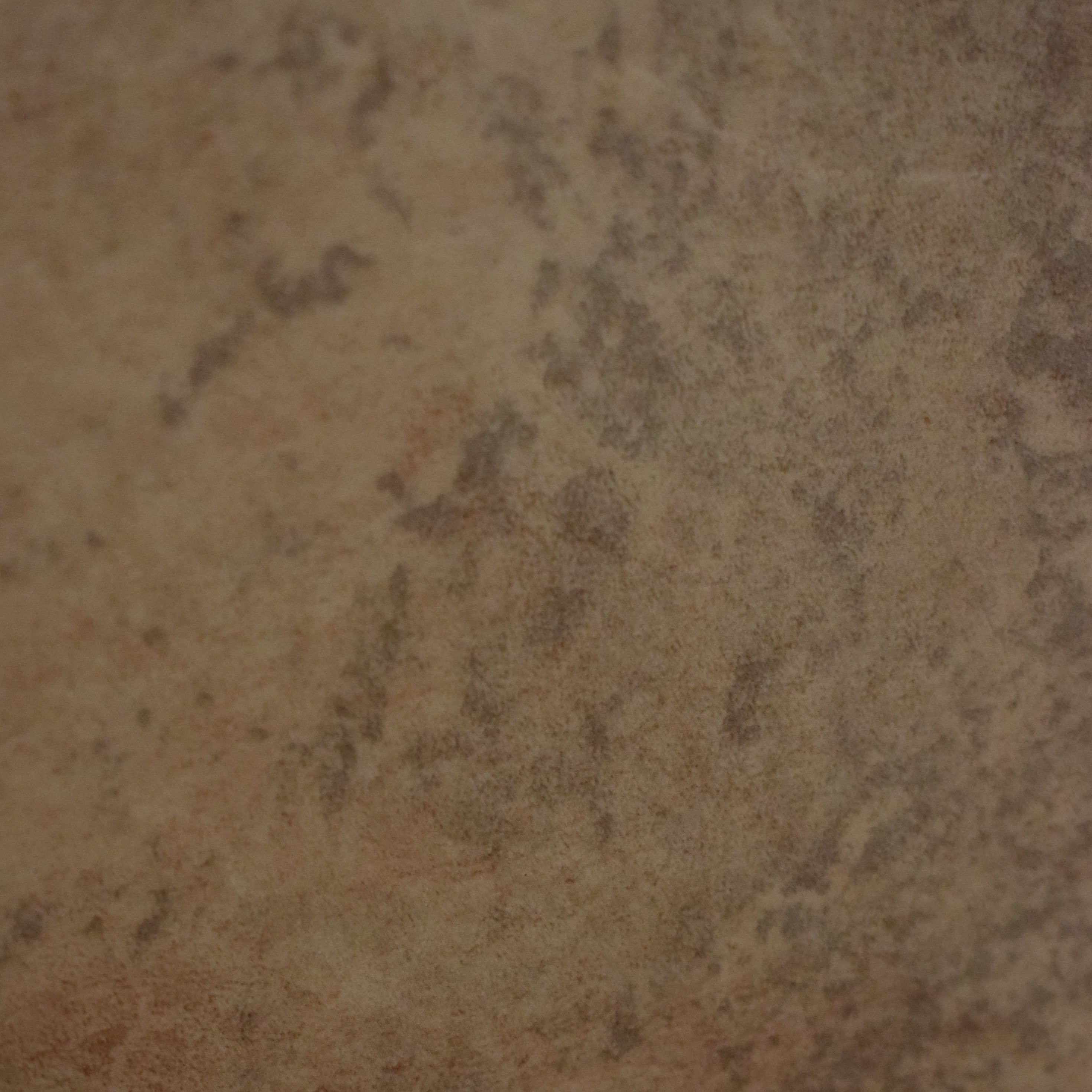 Los pisos PVC STONE de Vertihome compuestos principalmente por piedra caliza natural con cloruro de polivinilo con alta resistencia a la humedad y a temperaturas elevadas en el medio ambiente, golpes, manchas, es de tipo laminado sintético para uso comercial de tráfico intenso