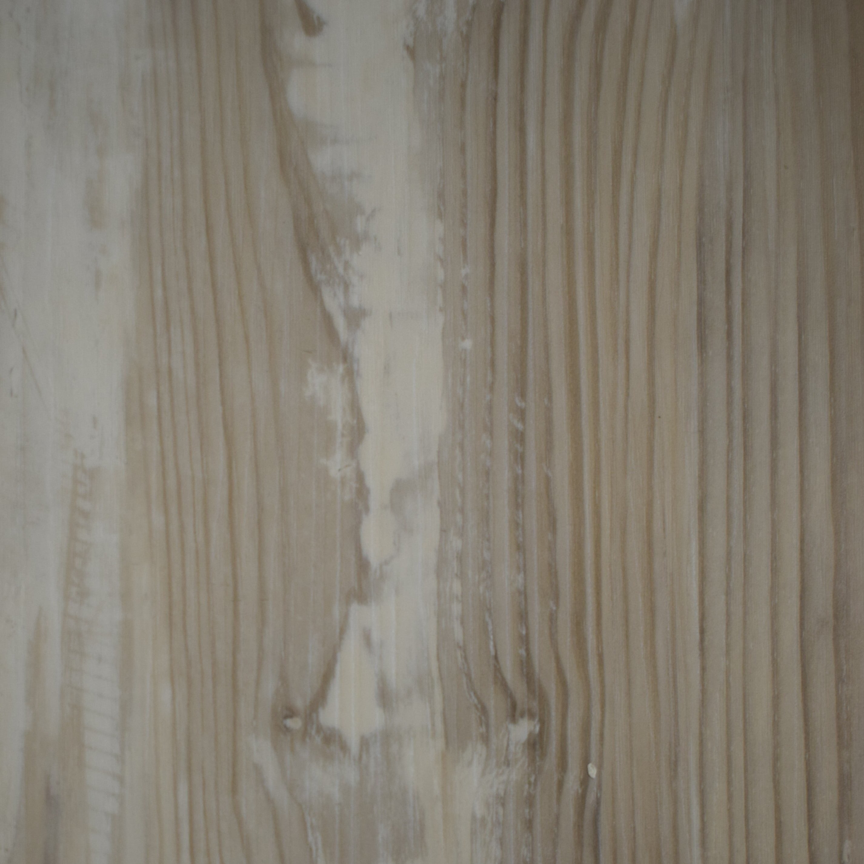 Los pisos en vinilo son una gran alternativa para los interiores. Sus materiales y acabados los hacen resistente y elegantes. Crearas un ambiente agradable con la misma calidez que sientes con la madera natural. Instalación fácil y rápida, colores, laminas, instalación gratis, salar, comedores, habitación, instalación en Bogotá, instalación en barranquilla.