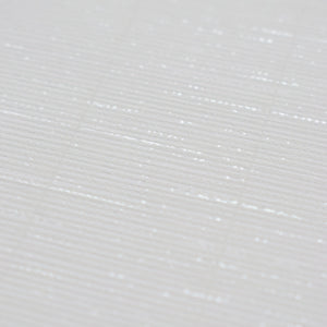 Ideal para espacios confortables para su hogar!, la colección de Papel Colgadura Amarti expresa sobriedad, elegancia y calma, mediante la texturización del papel mezclado con sus diseños minimalistas inspirados en figuras geométricas y gama de colores tierra cálidos.